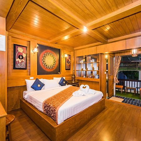 Baan Ratchapruek Villa Phuket Exterior foto
