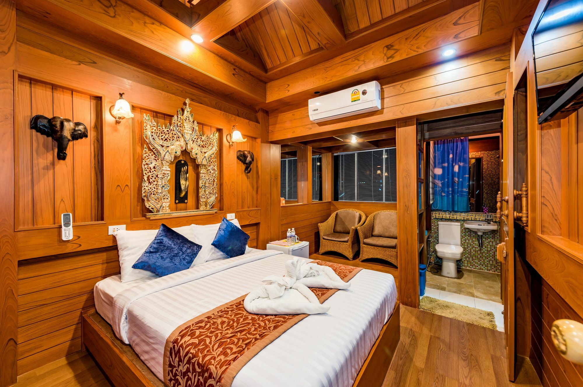 Baan Ratchapruek Villa Phuket Exterior foto