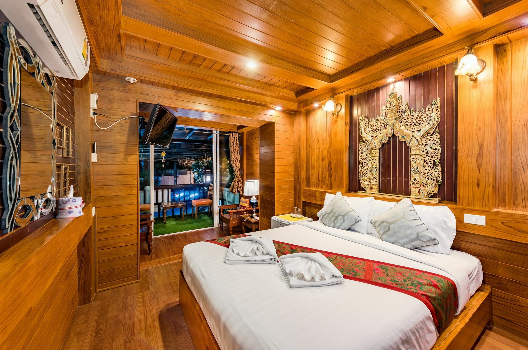 Baan Ratchapruek Villa Phuket Exterior foto